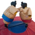 Sumopukujen vuokraus Tampere. Hauskaa intohimoista tekemistä juhliisi!